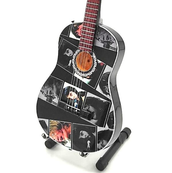 MINI CHITARRA DA COLLEZIONE REPLICA IN LEGNO